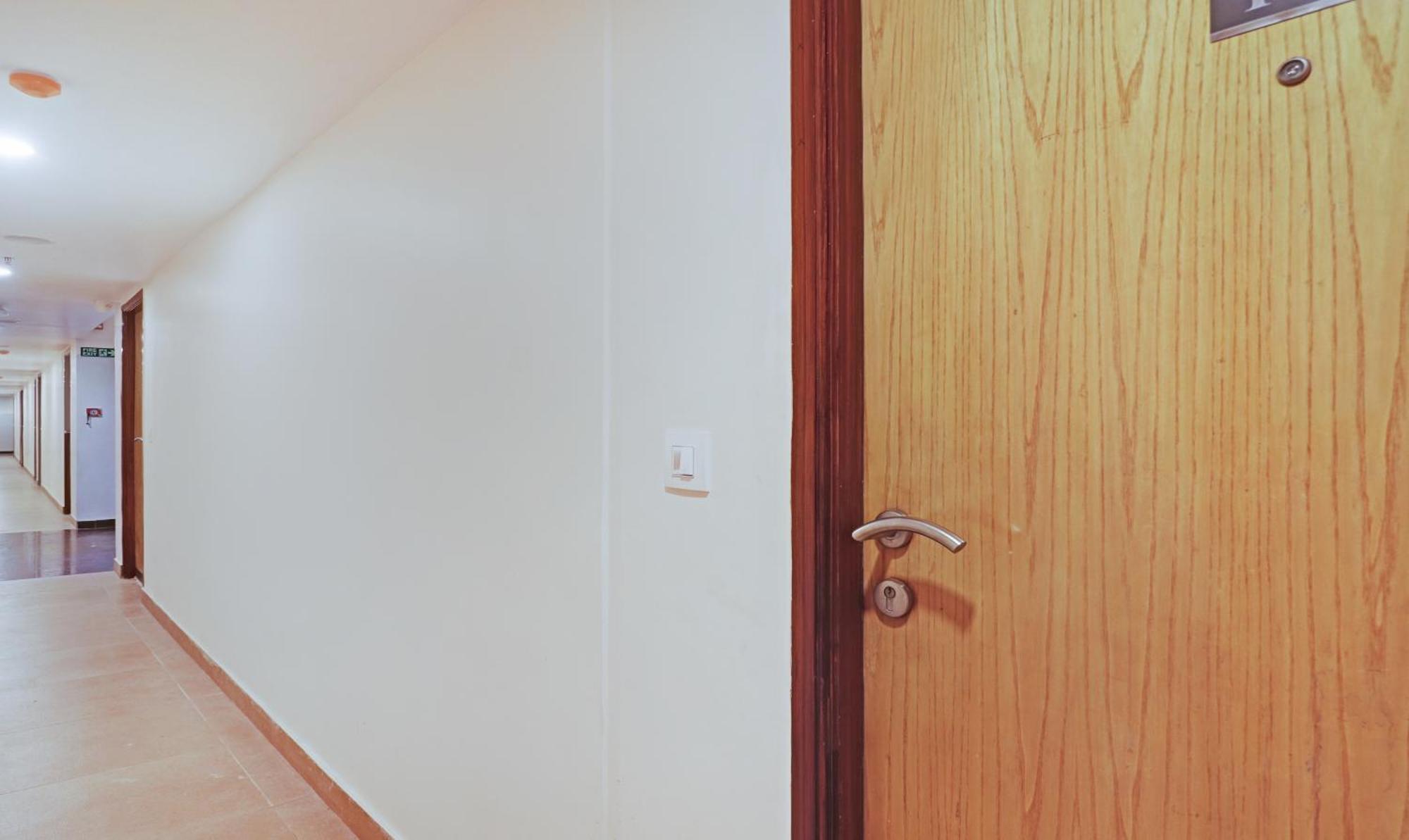 Treebo Premium Seven Lake View Hajdarabad Zewnętrze zdjęcie