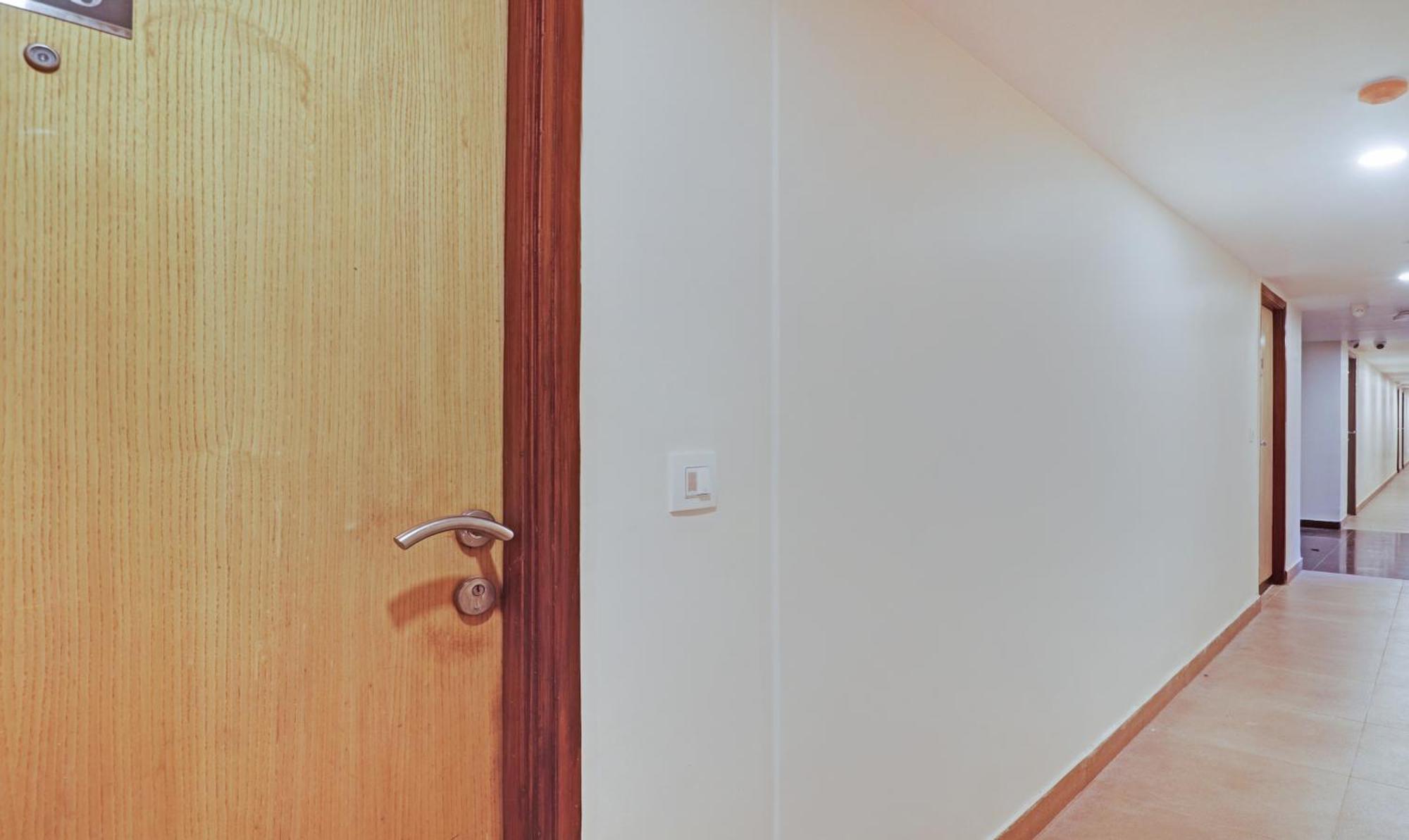 Treebo Premium Seven Lake View Hajdarabad Zewnętrze zdjęcie