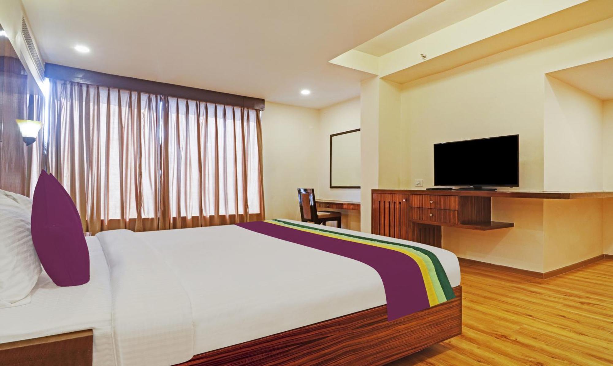 Treebo Premium Seven Lake View Hajdarabad Zewnętrze zdjęcie
