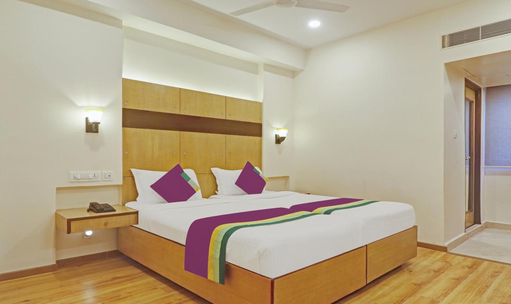 Treebo Premium Seven Lake View Hajdarabad Zewnętrze zdjęcie