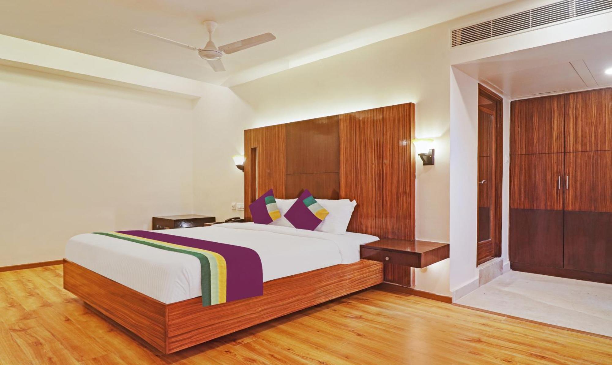 Treebo Premium Seven Lake View Hajdarabad Zewnętrze zdjęcie