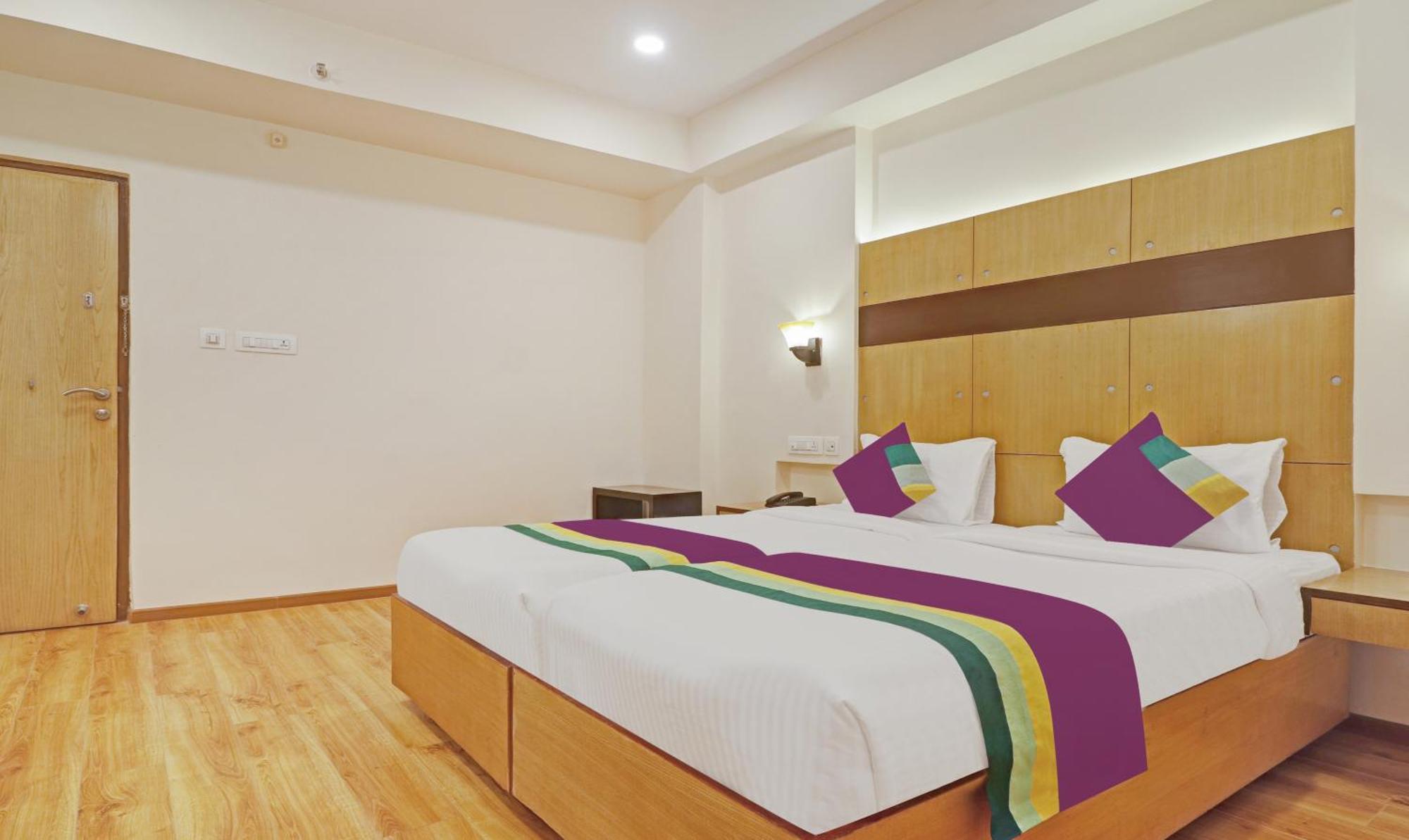 Treebo Premium Seven Lake View Hajdarabad Zewnętrze zdjęcie
