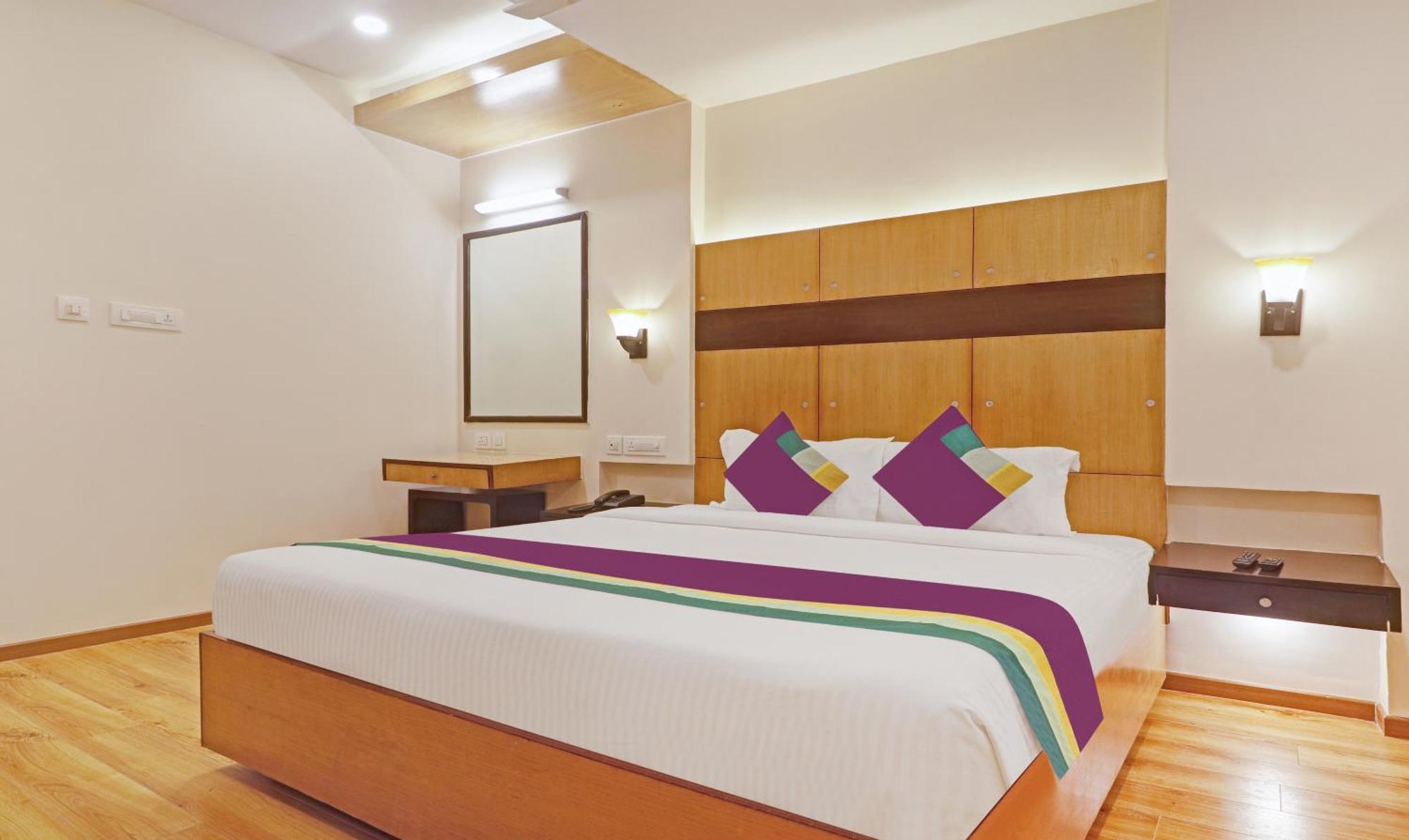 Treebo Premium Seven Lake View Hajdarabad Zewnętrze zdjęcie