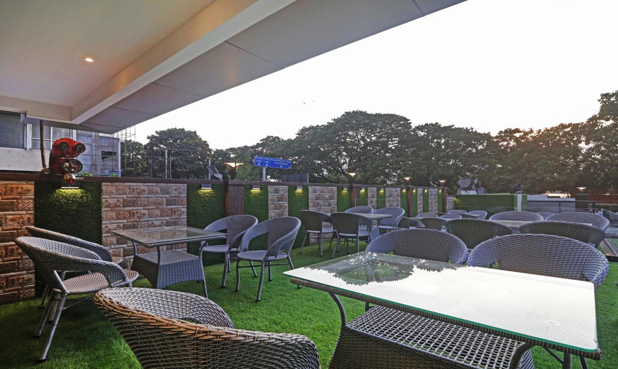 Treebo Premium Seven Lake View Hajdarabad Zewnętrze zdjęcie