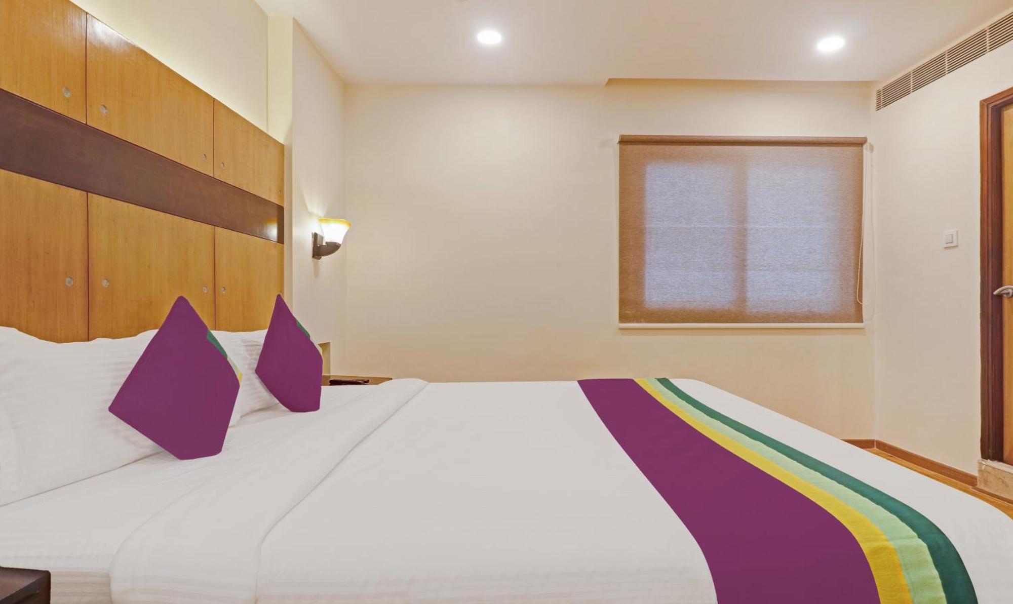 Treebo Premium Seven Lake View Hajdarabad Zewnętrze zdjęcie