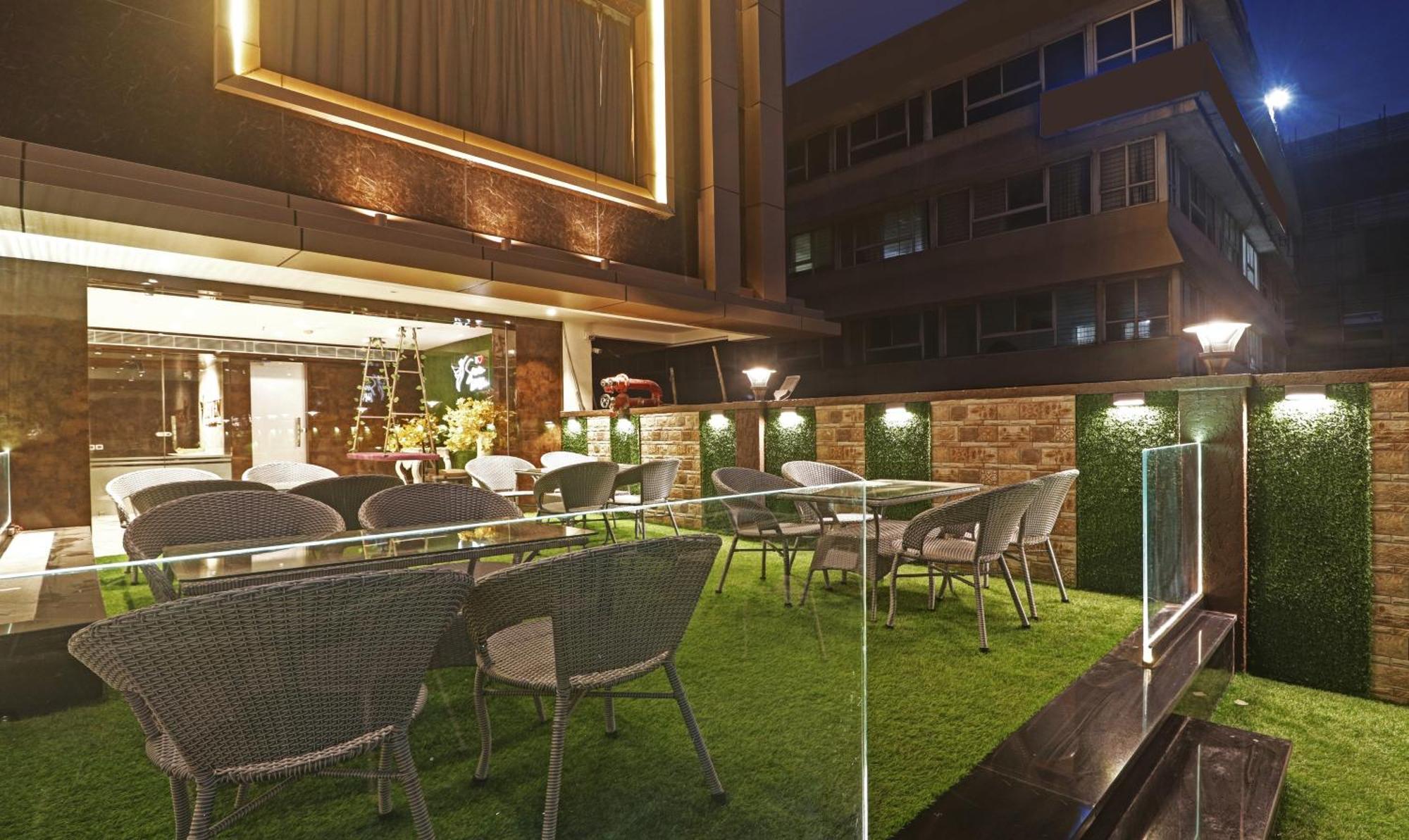 Treebo Premium Seven Lake View Hajdarabad Zewnętrze zdjęcie
